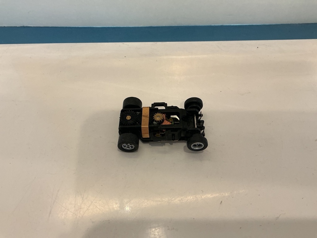 HO SLOT CAR COMPLETE RUNNING CHASSIS VARIOUS BRANDS SEE PICTURES image