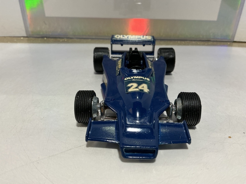 1:43 DINKY TOYS - HESKETH #24 [OLYMPUS CAMERAS] image