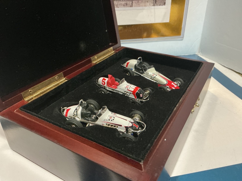 1/43 GMP LE BOWES SEAL FAST 3 CAR SET image