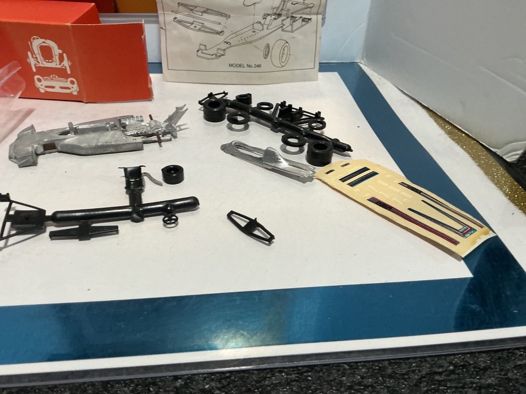 1/43 UNBUILT JOHN DAY MARTINI BRABHAM ALFA image