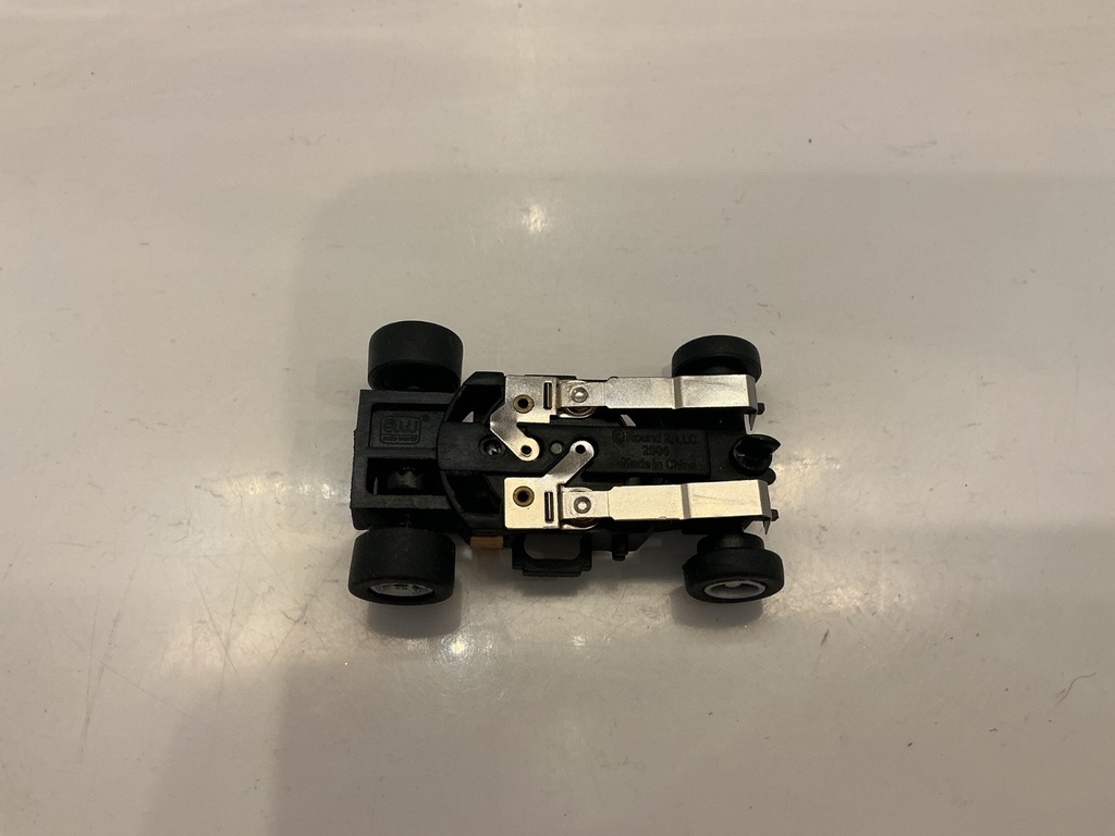 HO SLOT CAR COMPLETE RUNNING CHASSIS VARIOUS BRANDS SEE PICTURES image