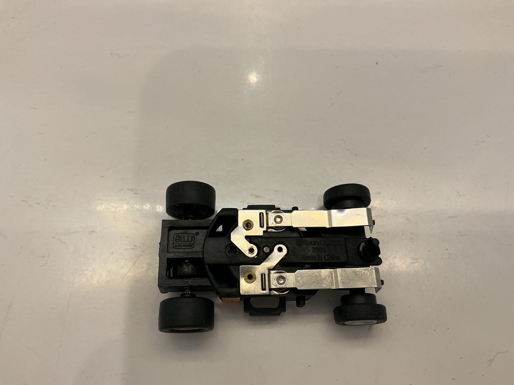 HO SLOT CAR COMPLETE RUNNING CHASSIS VARIOUS BRANDS SEE PICTURES image