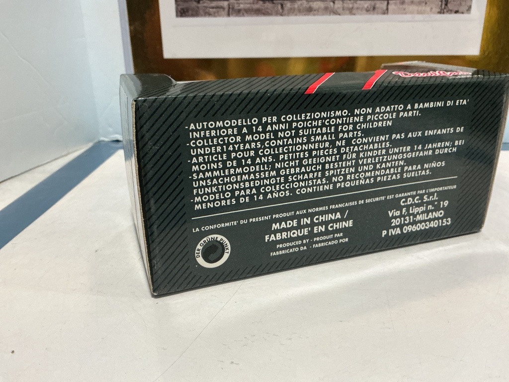 1/43 DETAIL CARS ART 156 FERRARI F40 image