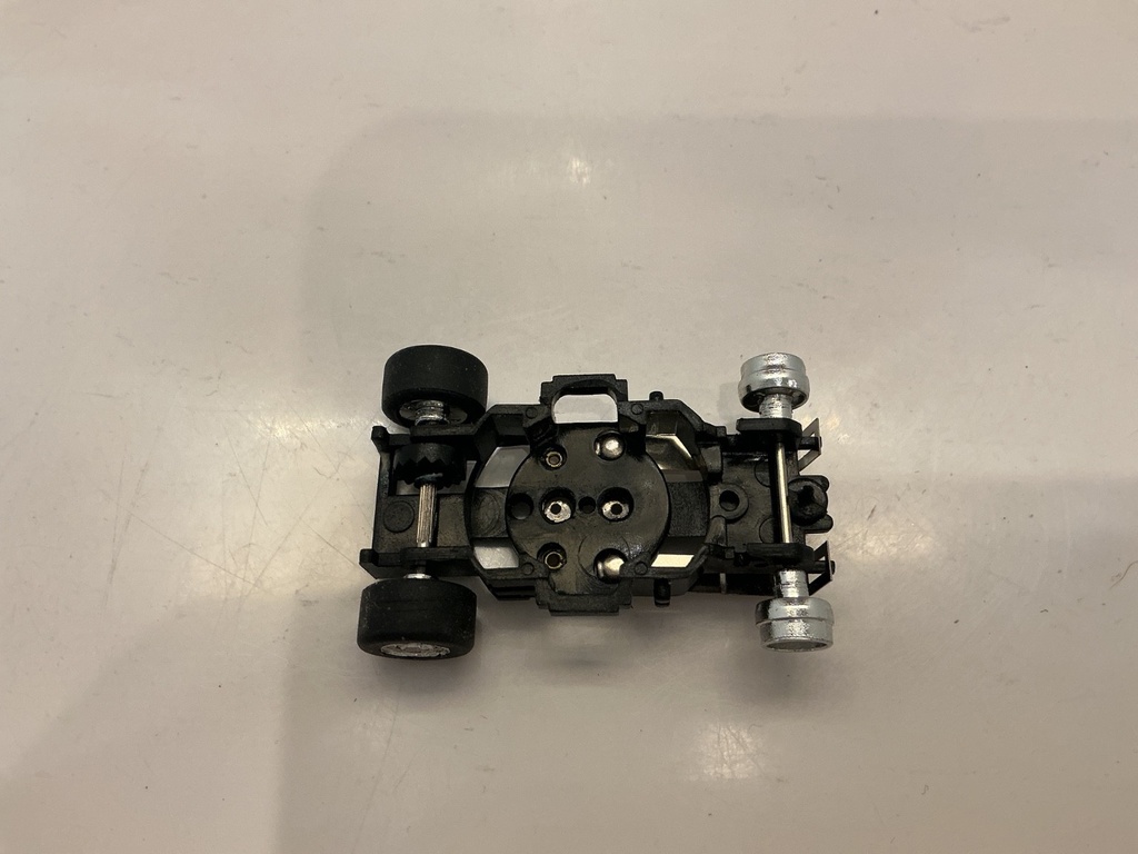 HO SLOT CAR COMPLETE RUNNING CHASSIS VARIOUS BRANDS SEE PICTURES image