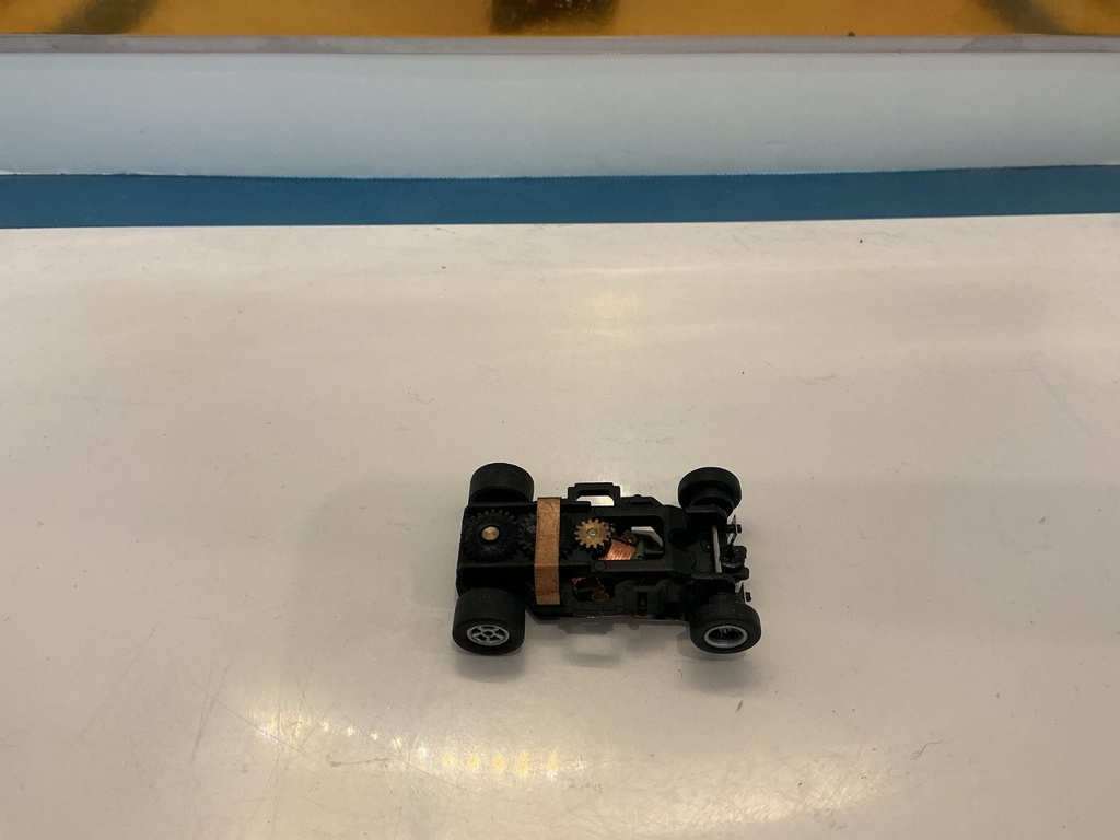 HO SLOT CAR COMPLETE RUNNING CHASSIS VARIOUS BRANDS SEE PICTURES image