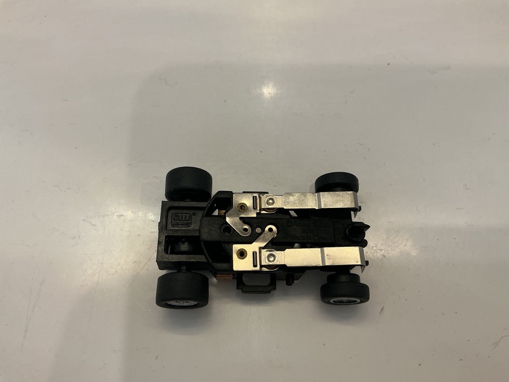 HO SLOT CAR COMPLETE RUNNING CHASSIS VARIOUS BRANDS SEE PICTURES image