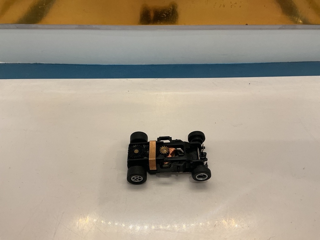 HO SLOT CAR COMPLETE RUNNING CHASSIS VARIOUS BRANDS SEE PICTURES image