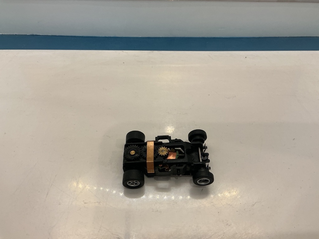 HO SLOT CAR COMPLETE RUNNING CHASSIS VARIOUS BRANDS SEE PICTURES image