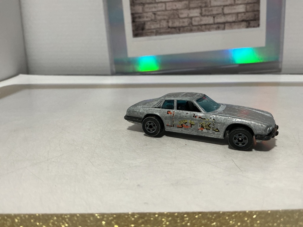 1/64 HOTWHEELS JAGUAR X JS HONG KONG 1977 image