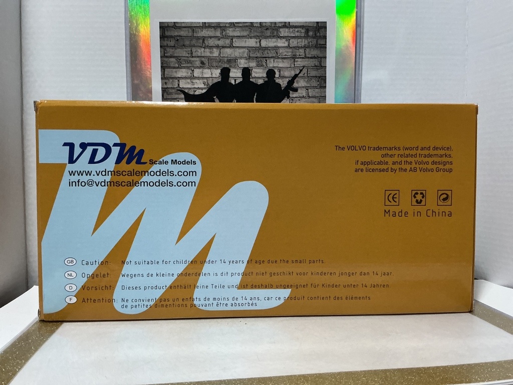 1/32 VOLVO EC350D VDM SCALE MODELS image