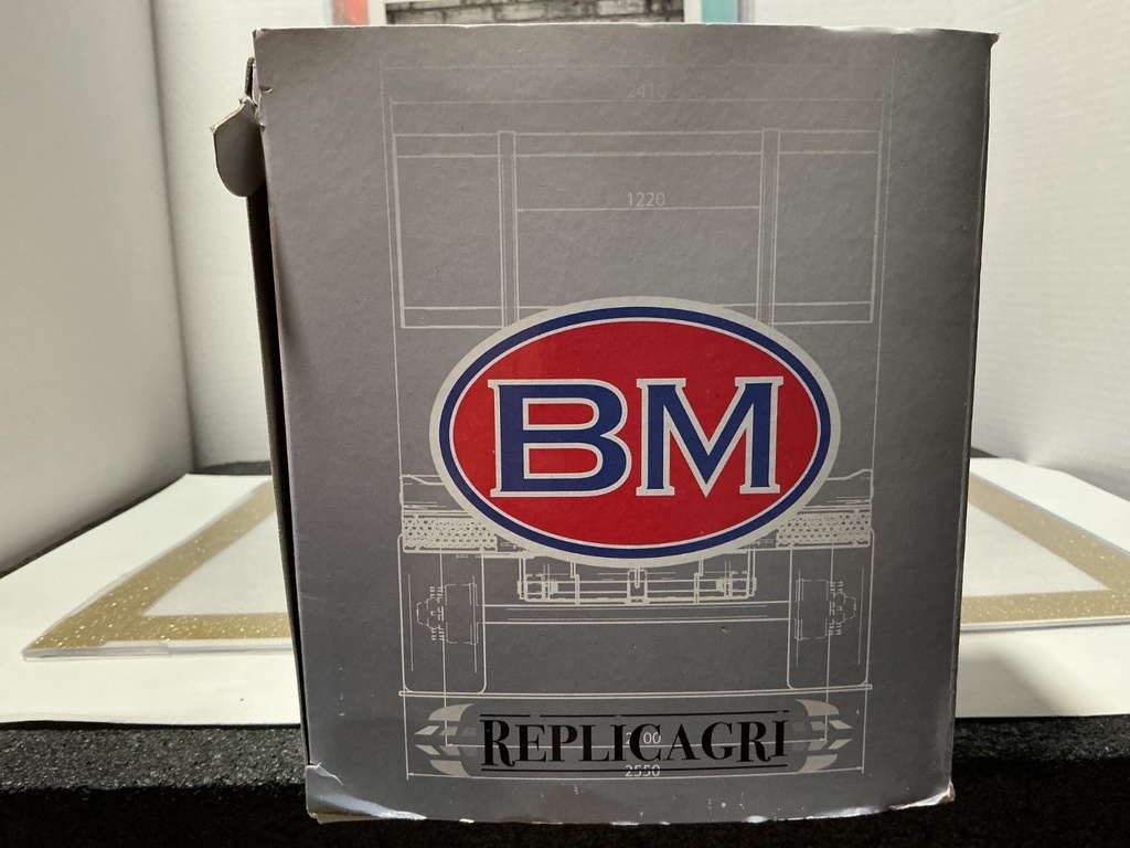 1/32 REPLICAGRI MAUPU PLATEAU PAILLE BM image
