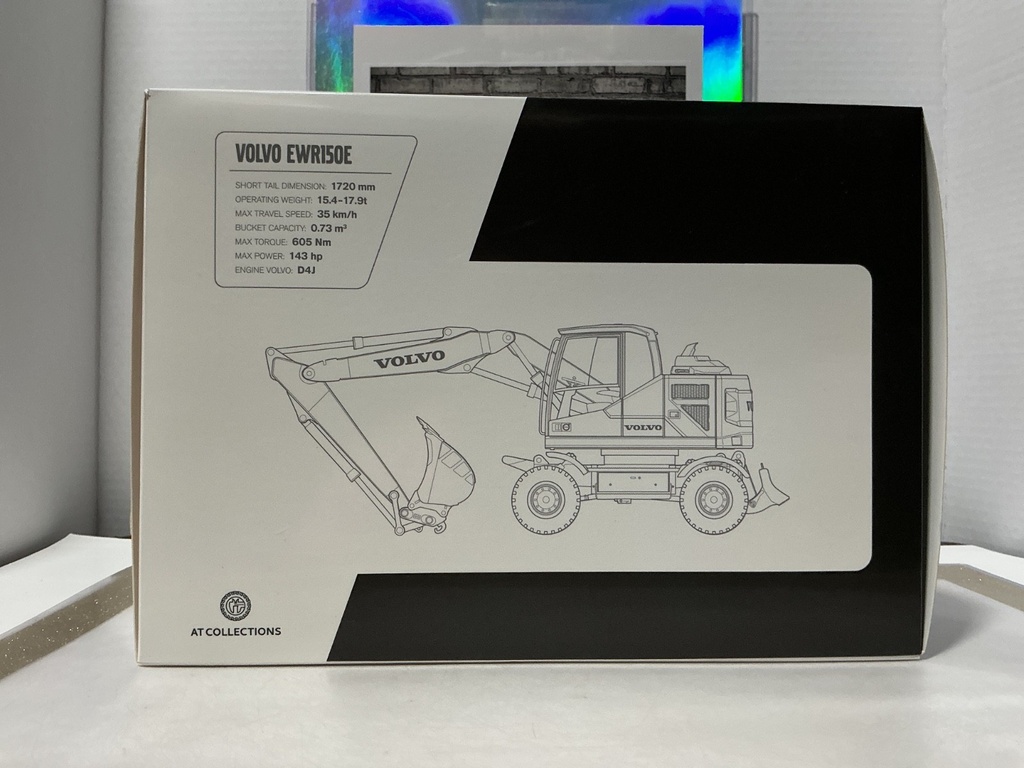 1/32 AT COLLECTIONS VOLVO EWR150E STEELWRIST TILTROTATOR AND NOKIAN TYRES #2 image