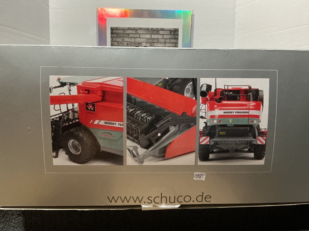 1/32 SCHUCO MASSEY FERGUSON MF 9895 FORTIA COMBINE HARVESTER image