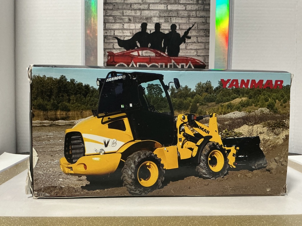1/32 YANMAR V8 COMPACT WHEEL LOADER #5 image