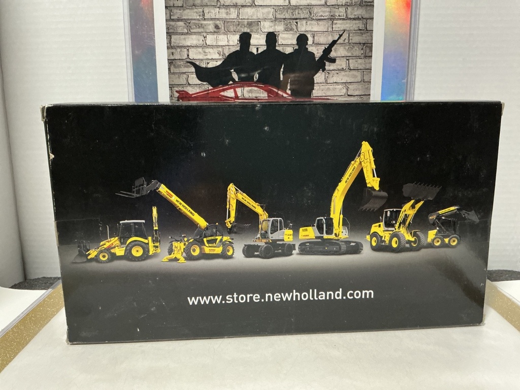 1/32 ROS - NEW HOLLAND D180 CRAWLER DOZER image
