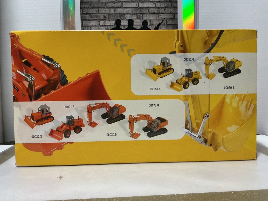 1/32 ROS HITACHI ZAXIS 210 TRACKED HYDRAULIC EXCAVATOR image