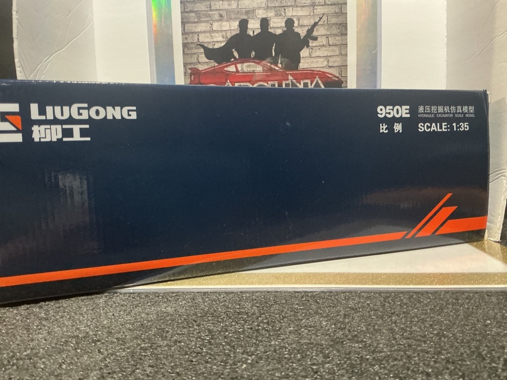 1/35 LIUGONG 950E HYDRAULIC  EXCAVATOR image