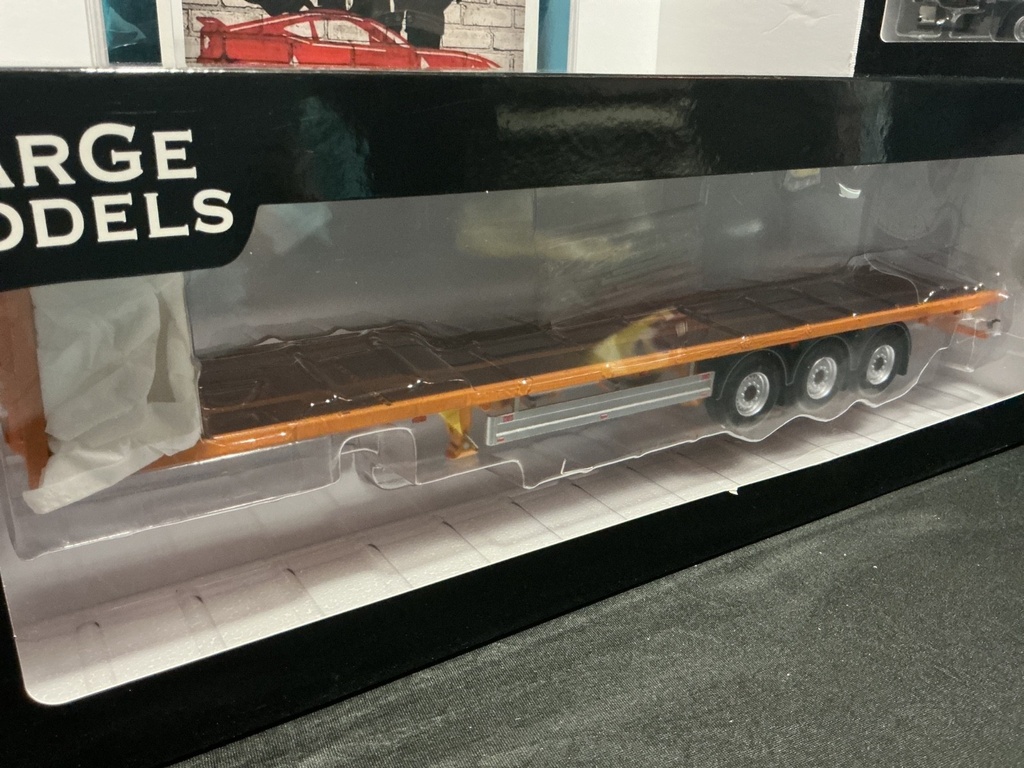 1/32 MARGE MODLES PACTON FLATBED TRALER YELLOW image