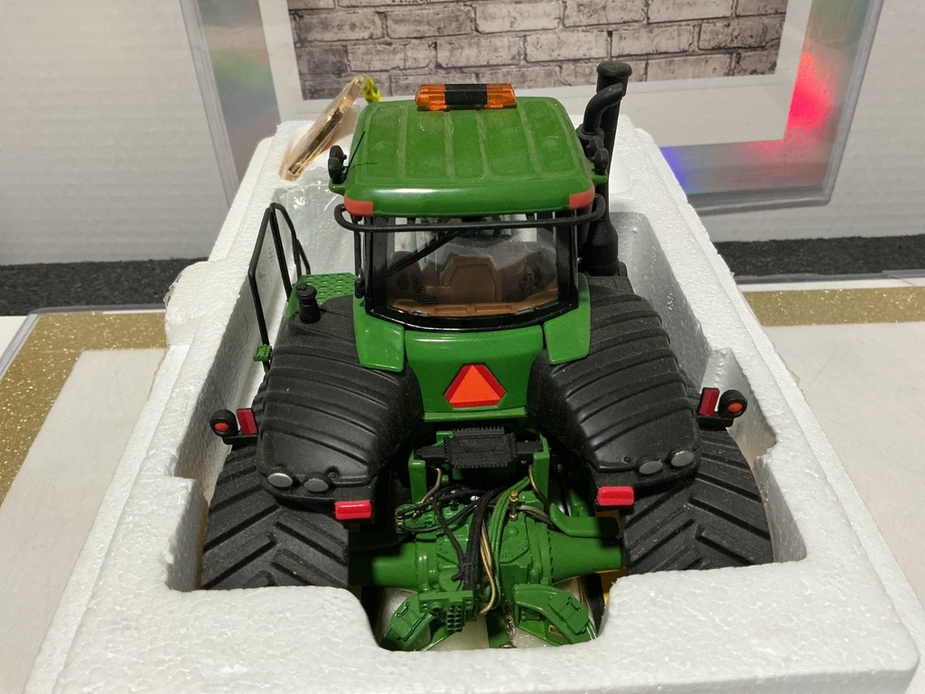 1:32 SERIES II PRECISION 2 JOHN DEERE MODEL 9420T TRACTOR [USED] image
