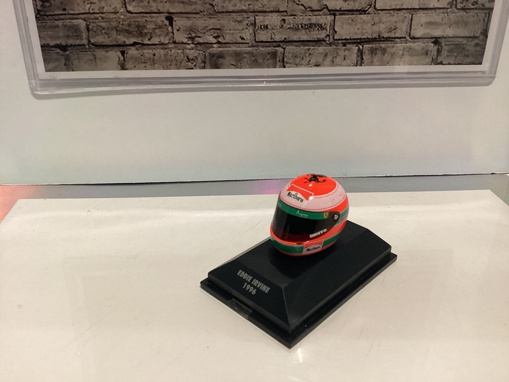 1:8 MINICHAMPS EDDIE IRVINE 1996 image