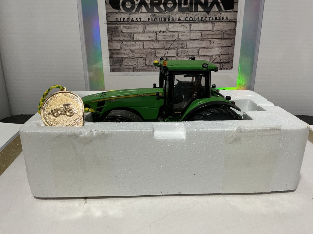 1:32 SERIES II PRECISION 3 JOHN DEERE MODEL 8530 TRACTOR EUROPEAN STYLING [USED] image
