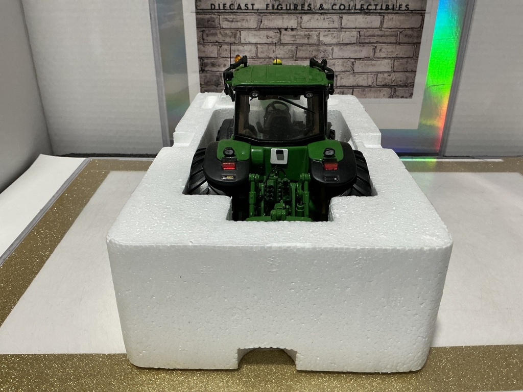 1:32 SERIES II PRECISION 3 JOHN DEERE MODEL 8530 TRACTOR EUROPEAN STYLING [USED] image