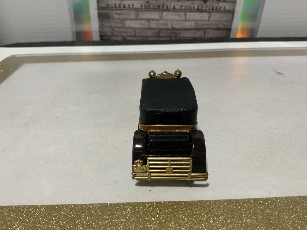 1/43 MATCHBOX - MODELS OF YESTERYEAR LESNEY 1930 PACKARD VICTORIA image