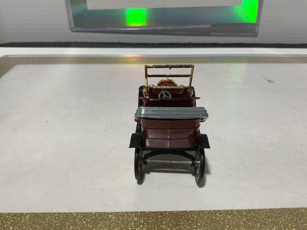 1/43 FORD T 1900 MODEL REPLICA image