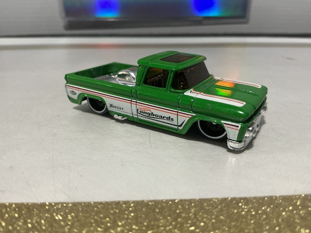 1/64 2015 HOTWHEELS CUSTOM ‘62 CHEVY image