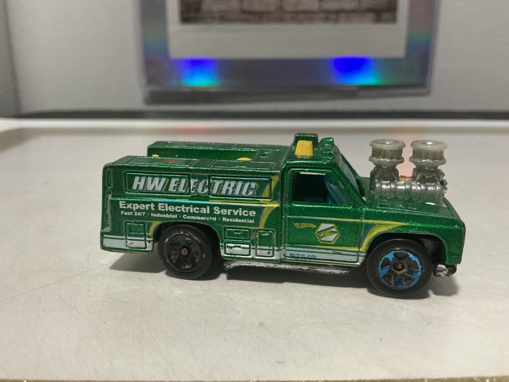 HOTWHEELS MATTEL 2010 HOT WHEELS RESCUE RANGER CITY WORK SERIES - USED image