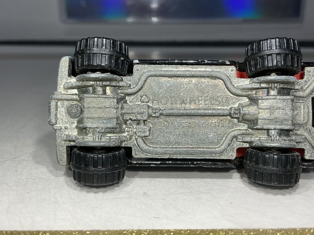 1979 HOT WHEELS MIDNIGHT REMOVAL SNOW PLOW TRUCK - USED/DAMAGED image