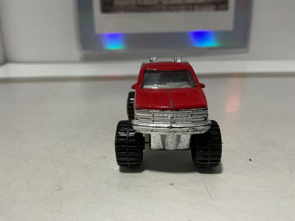 MATCHBOX CHEVY K-1500 1993  - USED/DAMAGED image