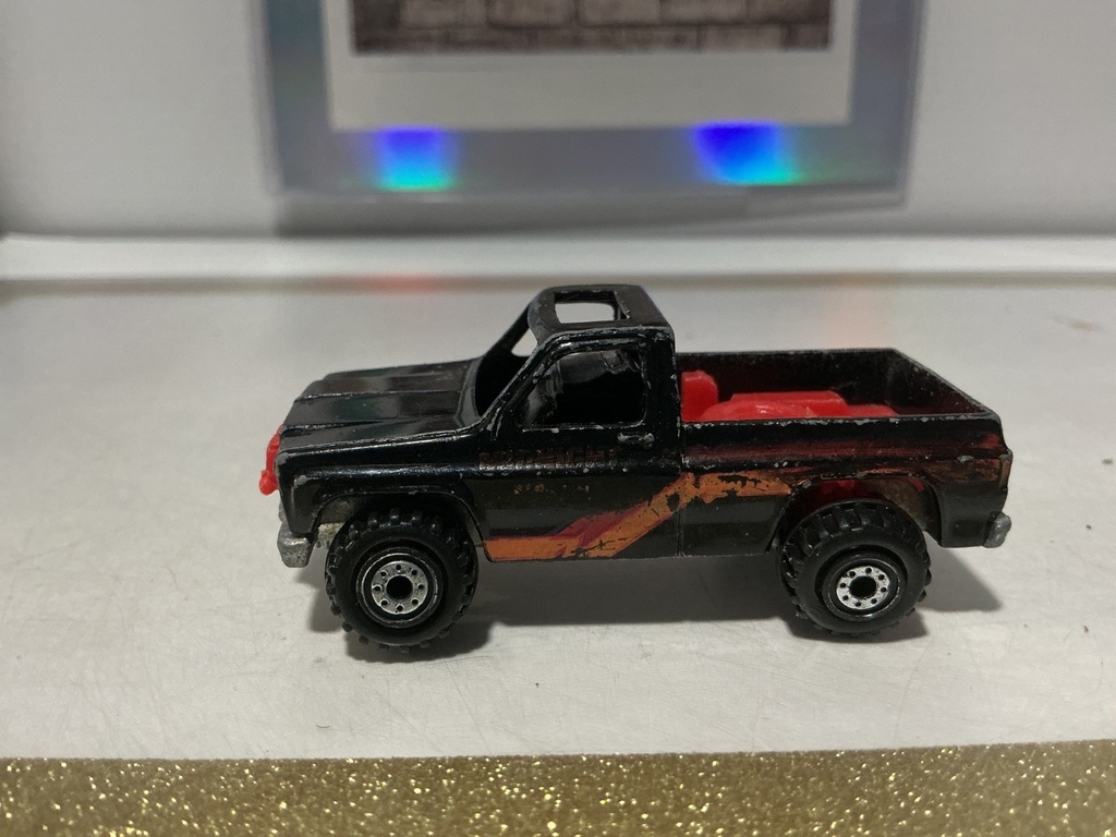 HOTWHEELS CHEVY S-10 PATH BEATER REAL RIDERS  - USED/DAMAGED image