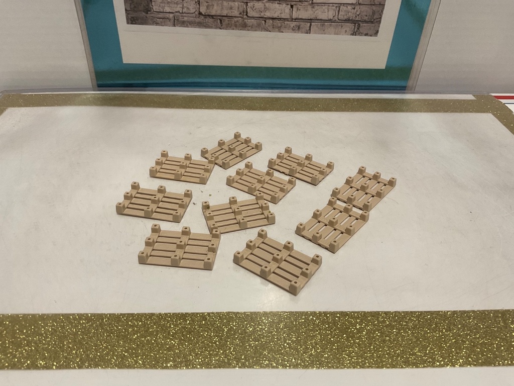 1/32: SIKU PALLETS TEN image