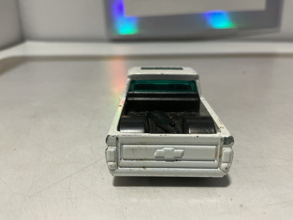 1/64 HOTWHEELS CUSTOM ‘62 CHEVY - USED image