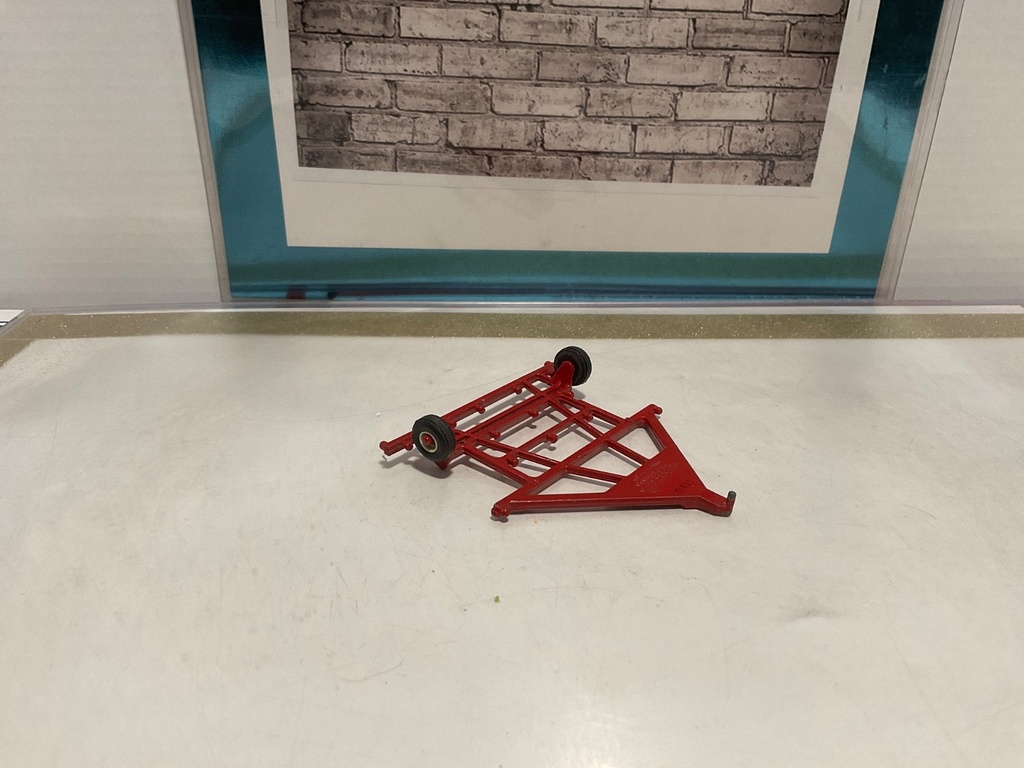 1/50: DIECAST ERTL International RIPPER PARTS/JUNKYARD ATTACHMENT image
