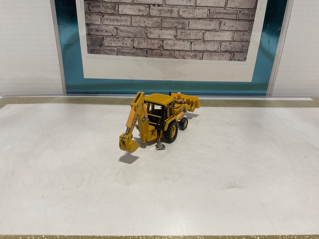 1/64: ERTL JOHN DEERE 3100 BACKHOE LOADER image