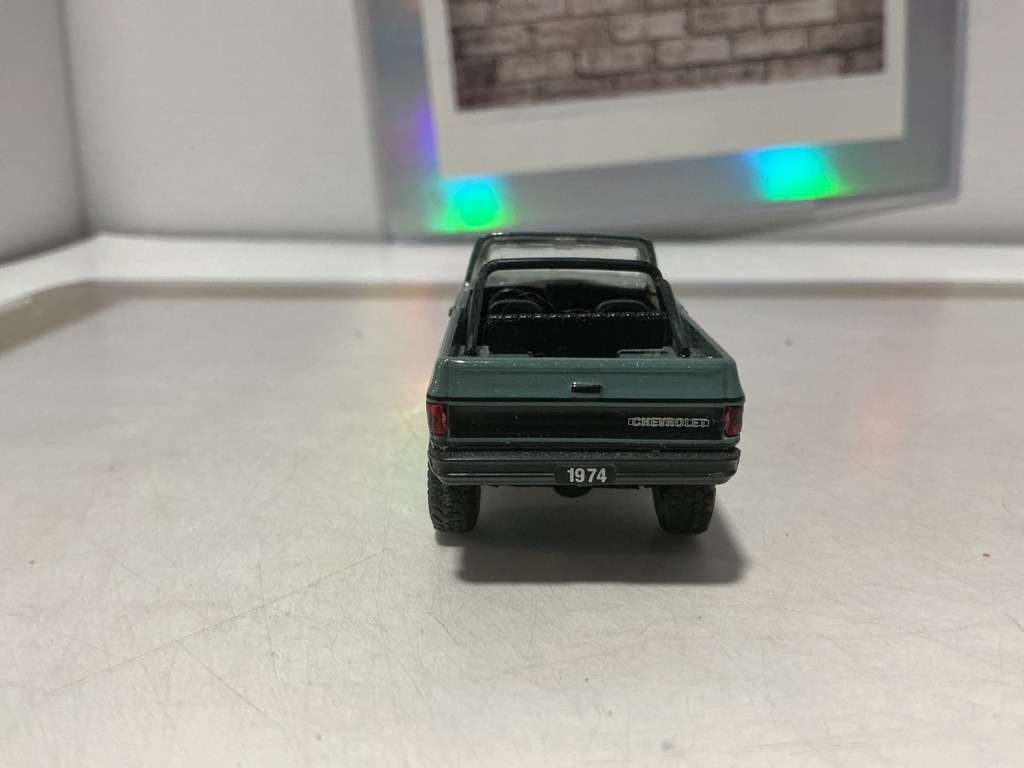 1/64 M2 MACHINES 1974 CHEVROLET BLAZER SQUAREBODY  - USED image