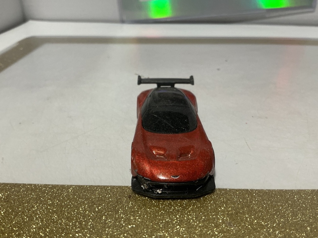 1/64 HOT WHEELS ASTON MARTIN VULCAN  - USED image