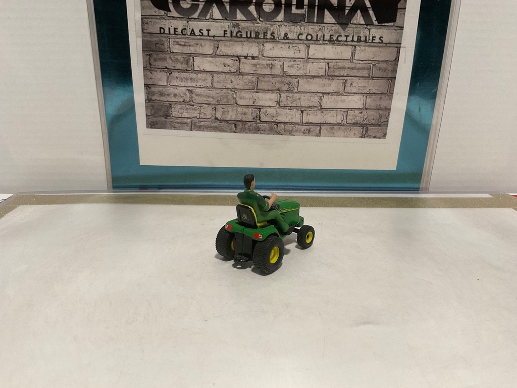 1/32: ERTL JOHN DEERE TRACTOR MOVER WITH DRIVER image