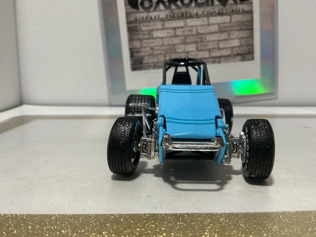 1/24 ACTION RACING DONNIE KREITZ JR.’S #69 DIRT SPRINT CAR [MISSING PIECES] image