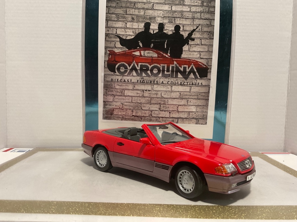 1/18: ROAD TOUGH MERCEDES BENZ 500SL RED ON GRAY *MINOR PAINT RASH* image