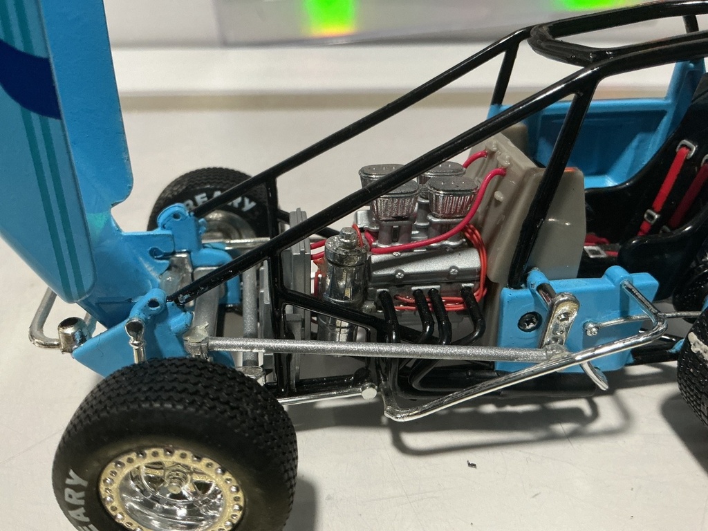 1/24 ACTION RACING DONNIE KREITZ JR.’S #69 DIRT SPRINT CAR [MISSING PIECES] image