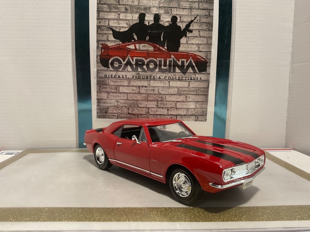 1/18: ROAD LEGENDS 1967 CHEVY CAMARO RED ON BLACK *MINOR PAINT RASH* image