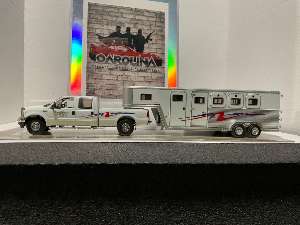 1/34 1ST GEAR FORD F-250 WITH EXISS ALUMINUM HORSE TRAILER image