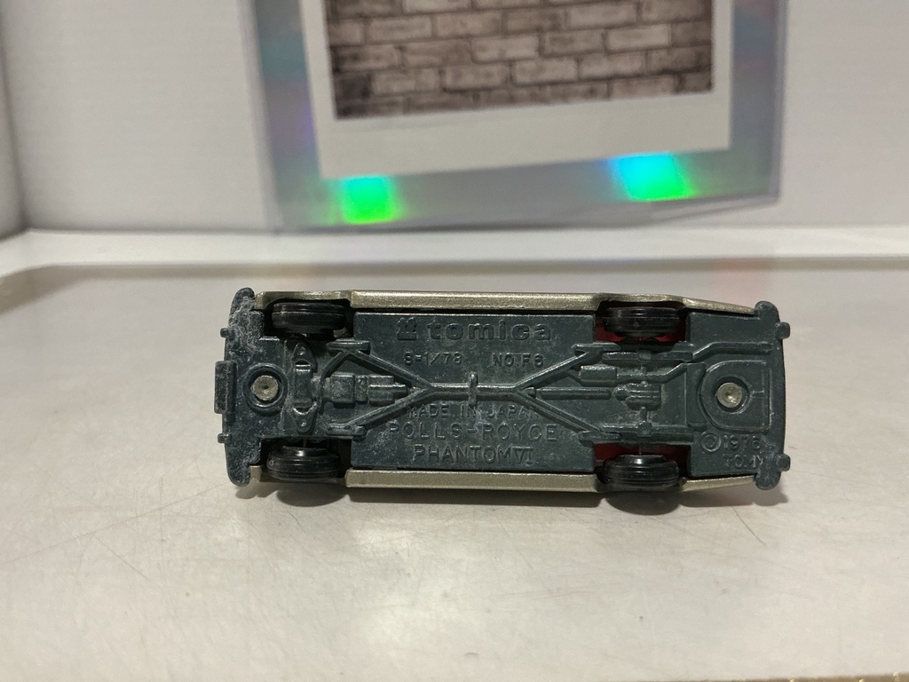 TOMICA 1/78 NO. F6 ROLLS ROYCE PHANTOM VI MADE IN JAPAN image