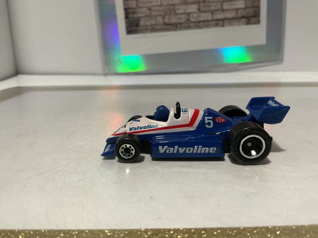 MATCHBOX 1990 MATCHBOX INDY 500 VALVOLINE #5 image
