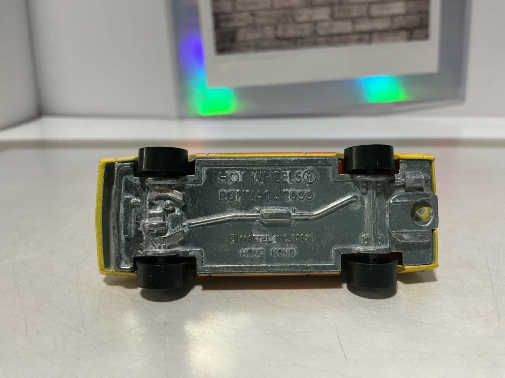 HOT WHEEELS PONTIAC J2000 - MATTEL 1982 image