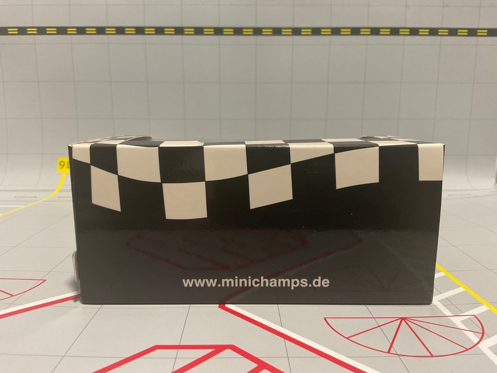 1:43 MINICHAMPS RALLY CAR PORSCHE 911 GT3-R SALDANA/LAVAGGI/DIEZ-VILLAROEL image