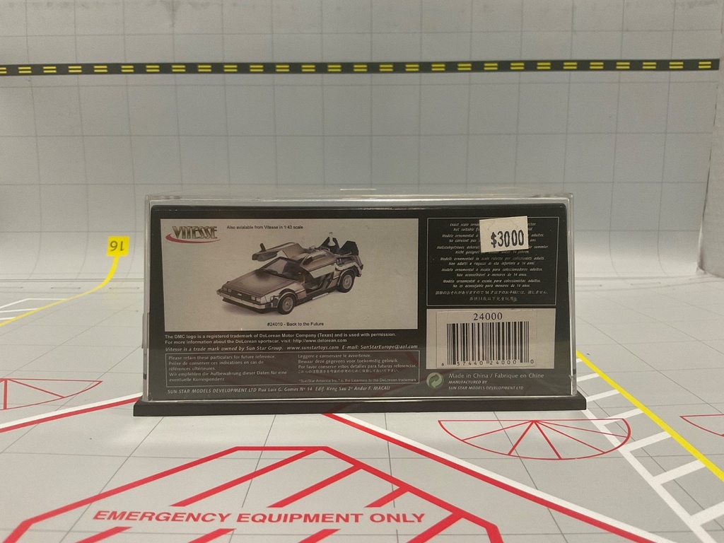 1:43 VITESSE 24000 DE LOREAN DMC 12 BACK TO THE FUTURE image